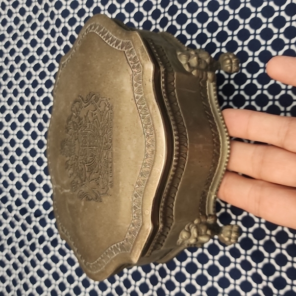 Not Sure Other - Vintage Silver Trinket Jewelry Metal Box Lion Design
